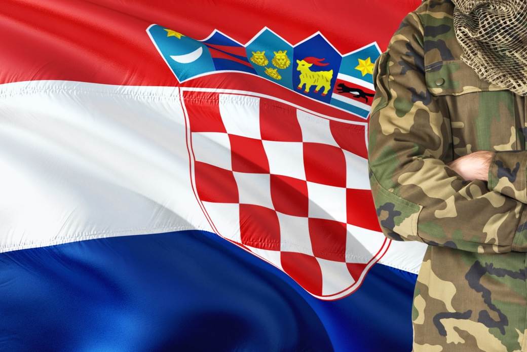  Hrvatska, Kosovo, vojna baza 