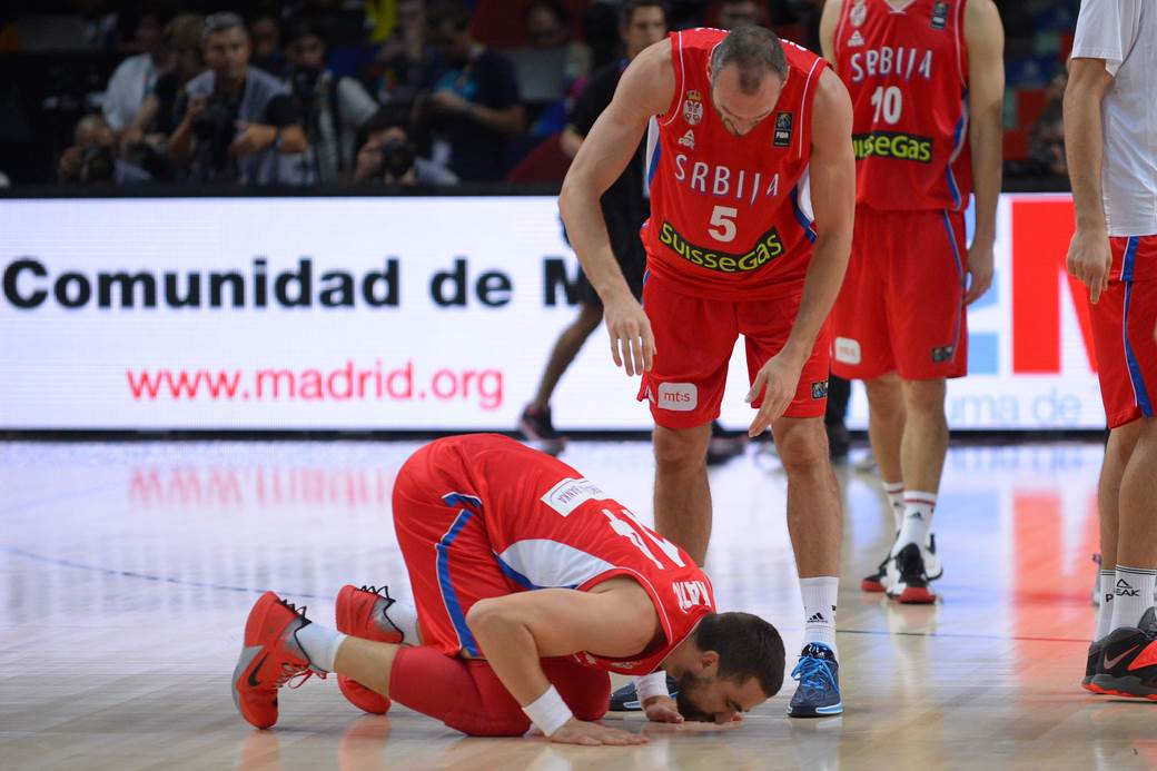  Rasko-Katic-Partizan-Crevna-zvezda-pa-povratak-kuci-u-Radnicki-iz-Kragujevca 