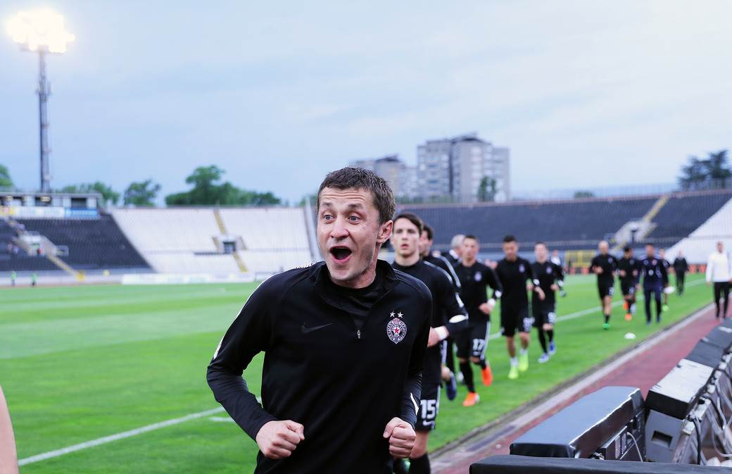  Sasa-Ilic-se-vraca-u-FK-Partizan-Milos-Vazura-izjava-o-pregovorima-sa-Sasom-Ilicem 