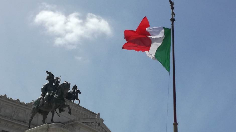  Pokrenut Italegzit: Koliko je realan izlazak Italije iz EU? 