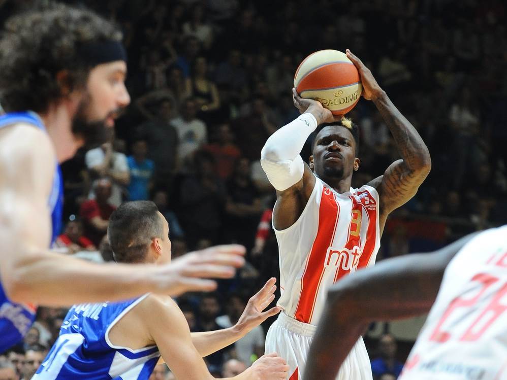  Dilan Enis Igrao je u Srbiji, Španiji, Francuskoj: Rekli mi da se pazim ovde… Svašta! 