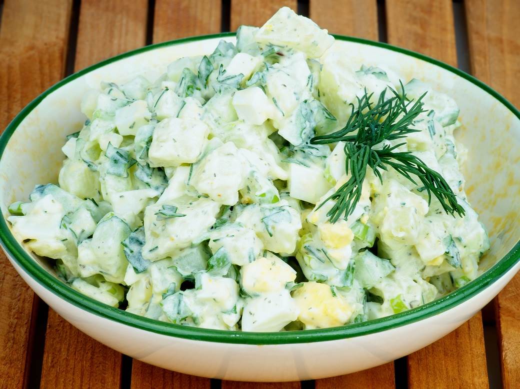  Dodatak jelu ili laganiji obrok: Najukusnija salata sa krompirom 