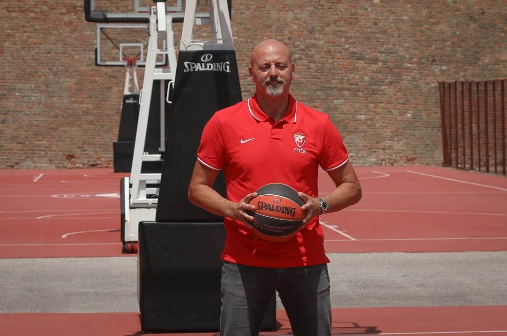 Sasa-Obradovic-prvi-trening-Crvena-zvezda 