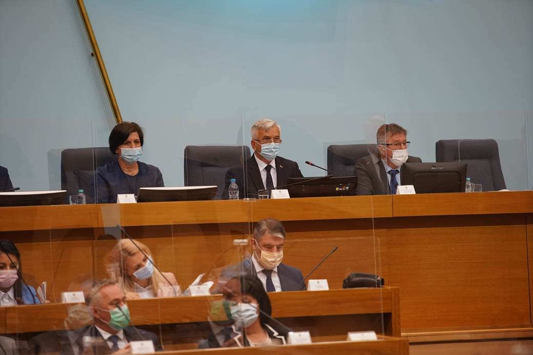  Čubrilović: Parlament Srpske primio Dodikov zahtjev za posebnu sjednicu 