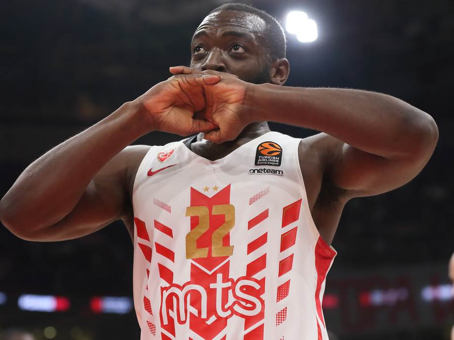  Čarls Dženkins napustio Crvenu zvezdu 