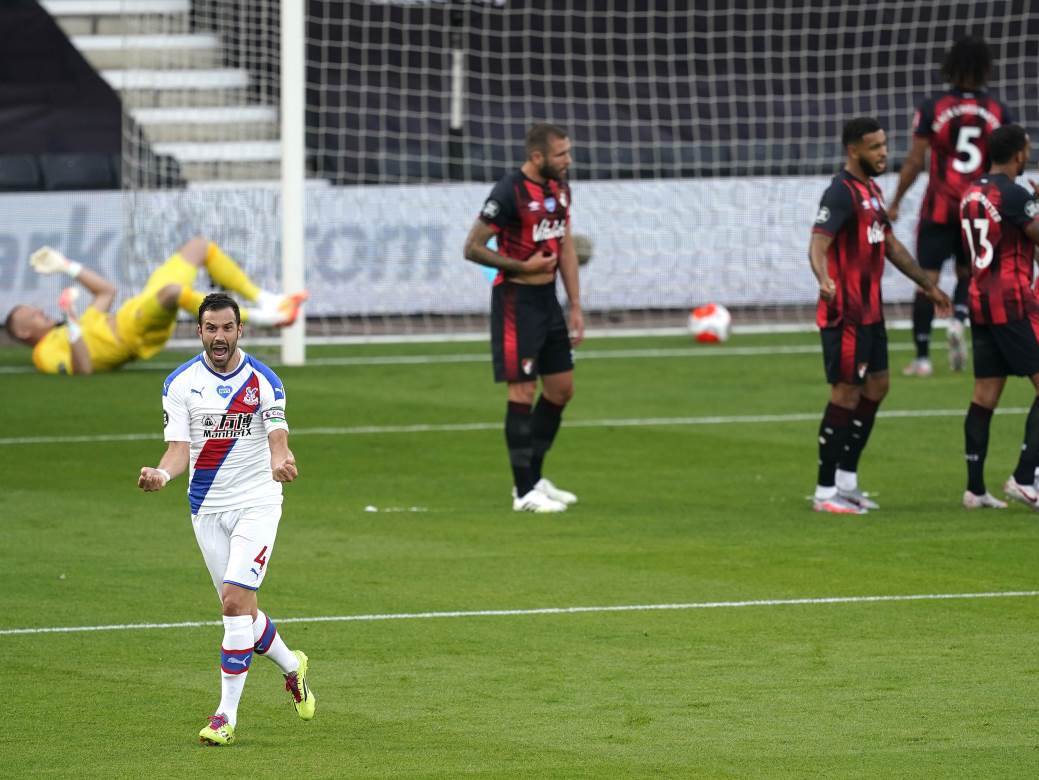  Luka-Milivojevic-gol-slobodan-udarac-Premijer-liga-Kristal-Palas-Bornmut 