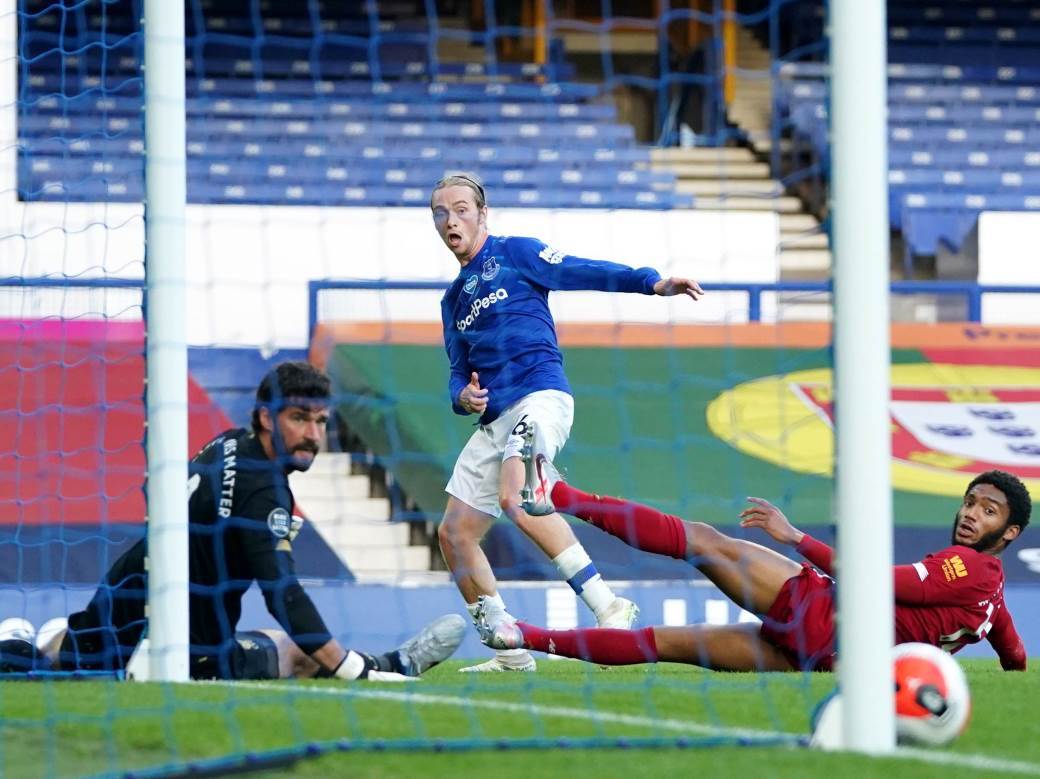  Premijer-liga-30.-kolo-Everton-Liverpul-0-0-sampionska-trka-titula 