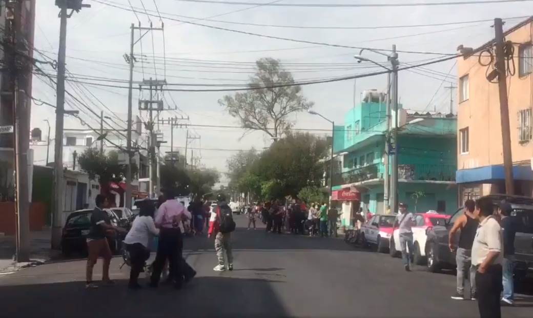 Zemljotres u Meksiku: Poginula najmanje jedna osoba, očekuje se cunami 
