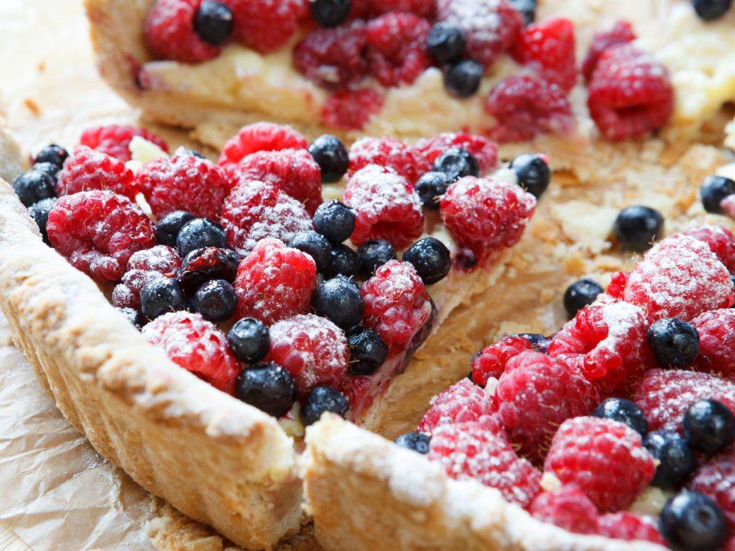  Savršen kolač "na brzaka": Francuski tart sa voćem 