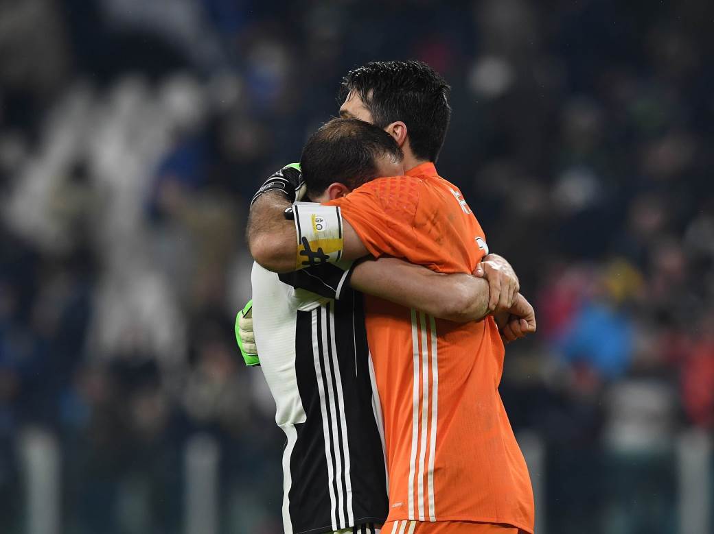  Đorđo Kjelini Đanluiđi Bufon produžili ugovor sa Juventusom 