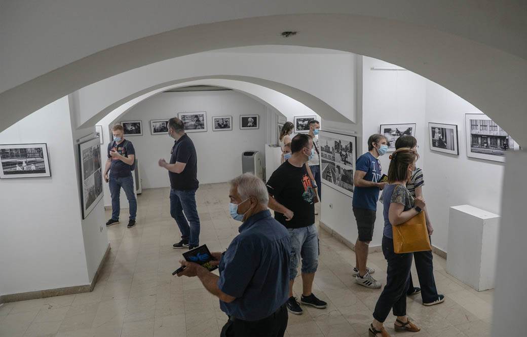 izložba-fotografija-goran-sivački-stefan-stojanović-18.jpg - Mondo/Stefan Stojanović izložba-fotografija-goran-sivački-stefan-stojanović-18.jpg - Mondo/Stefan Stojanović