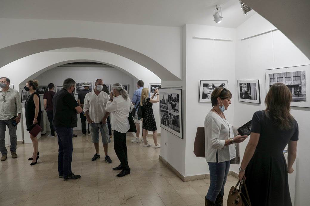 izložba-fotografija-goran-sivački-stefan-stojanović-13.jpg - Mondo/Stefan Stojanović izložba-fotografija-goran-sivački-stefan-stojanović-13.jpg - Mondo/Stefan Stojanović