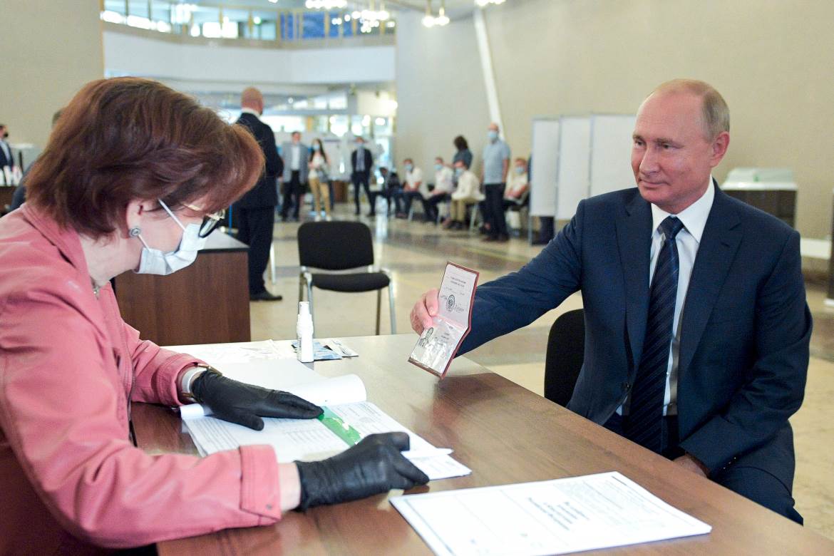  Putin doživotno na čelu Rusije: Većina građana glasala za promjenu Ustava 