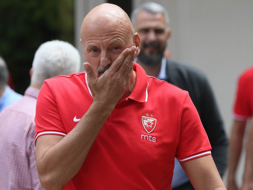  Sasa-Obradovic-Lengston-Hol-iznenadicete-se-prelazni-rok-Crvena-zvezda-pojacanja-najnovije-vesti 