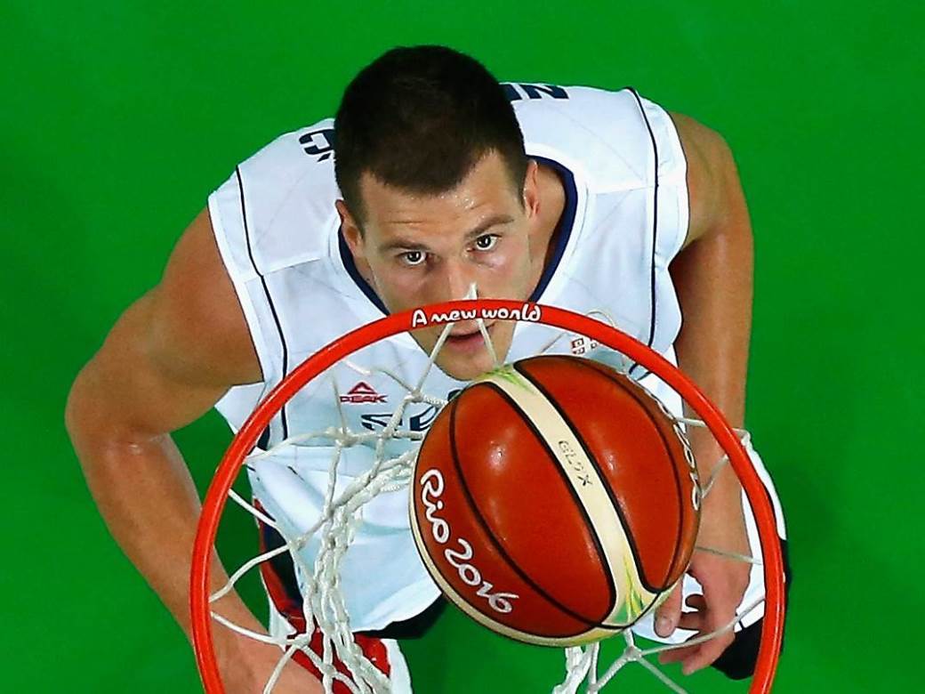  Nemanja Nedović želi da se oproba kao fudbaler 