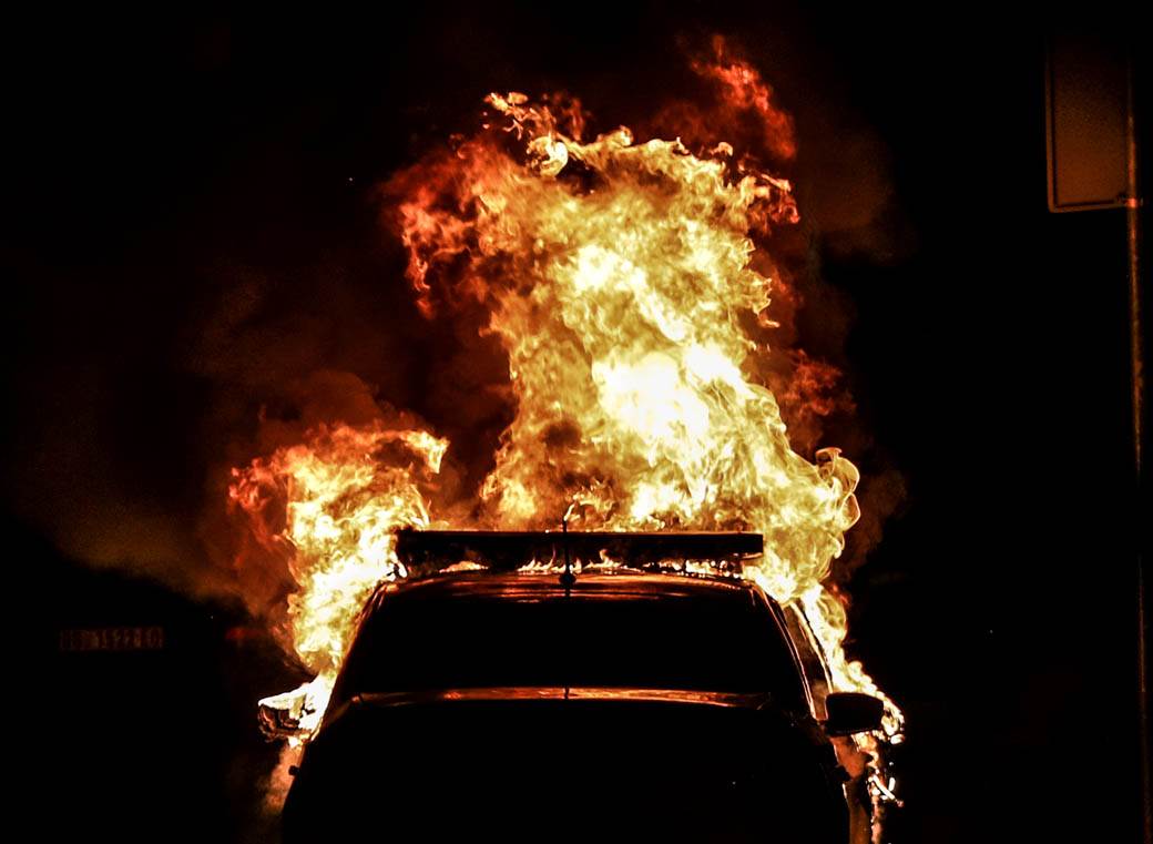  zapalio se auto u vožnji put Nova Topola Čatrnja 