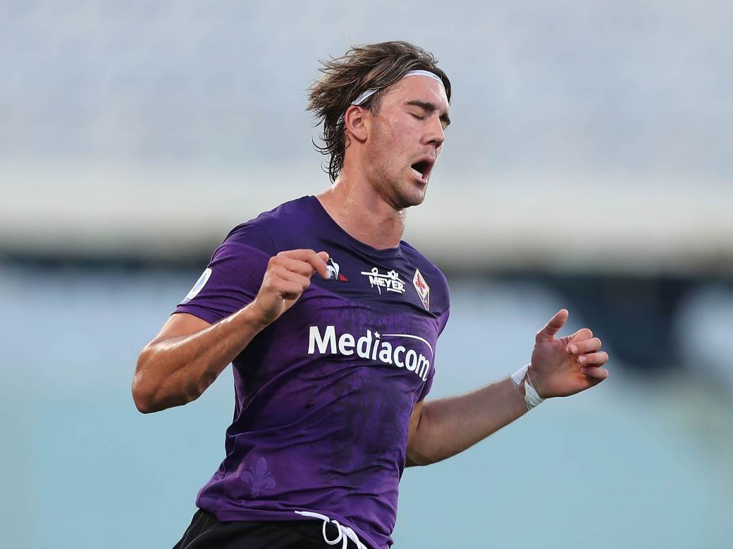 Dušan Vlahović, Fiorentina
