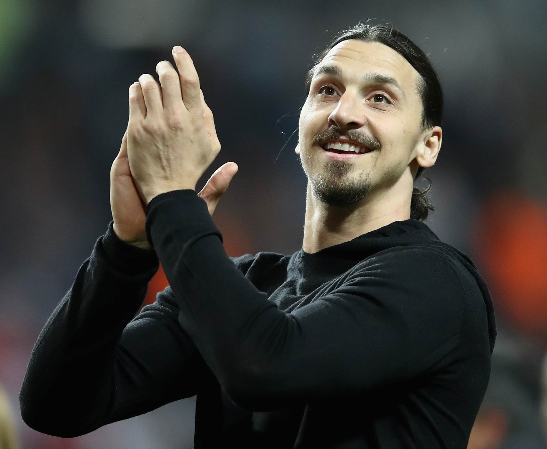  ZVANIČNO: Zlatan Ibrahimović potpisao ugovor sa AC Milan 