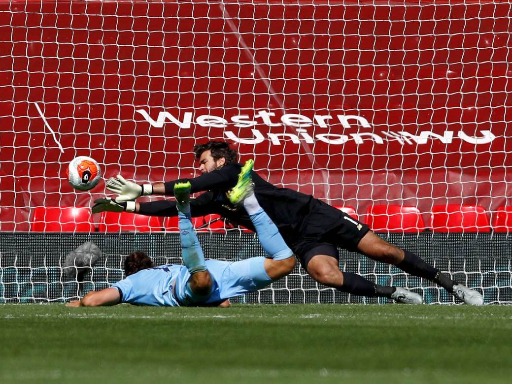  Premijer liga Liverpu - Barnli 1:1 