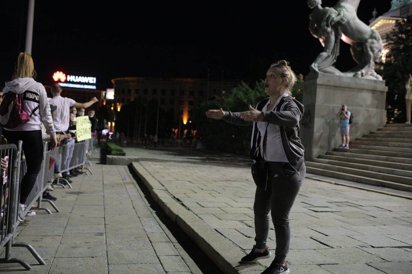 protesti skupština
