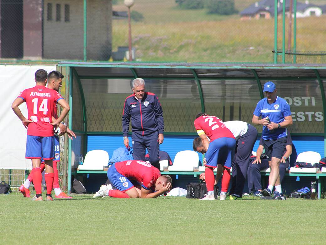 - MONDO/Bojan Jakovljević - MONDO/Bojan Jakovljević