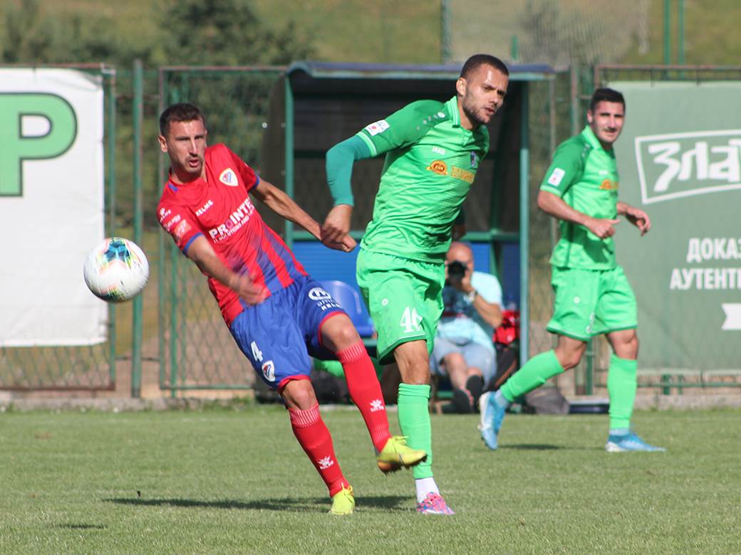 - MONDO/Bojan Jakovljević - MONDO/Bojan Jakovljević