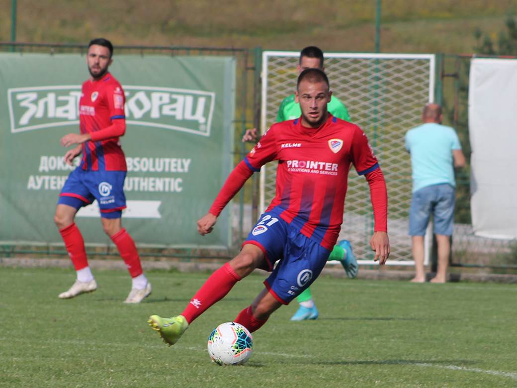 - MONDO/Bojan Jakovljević - MONDO/Bojan Jakovljević