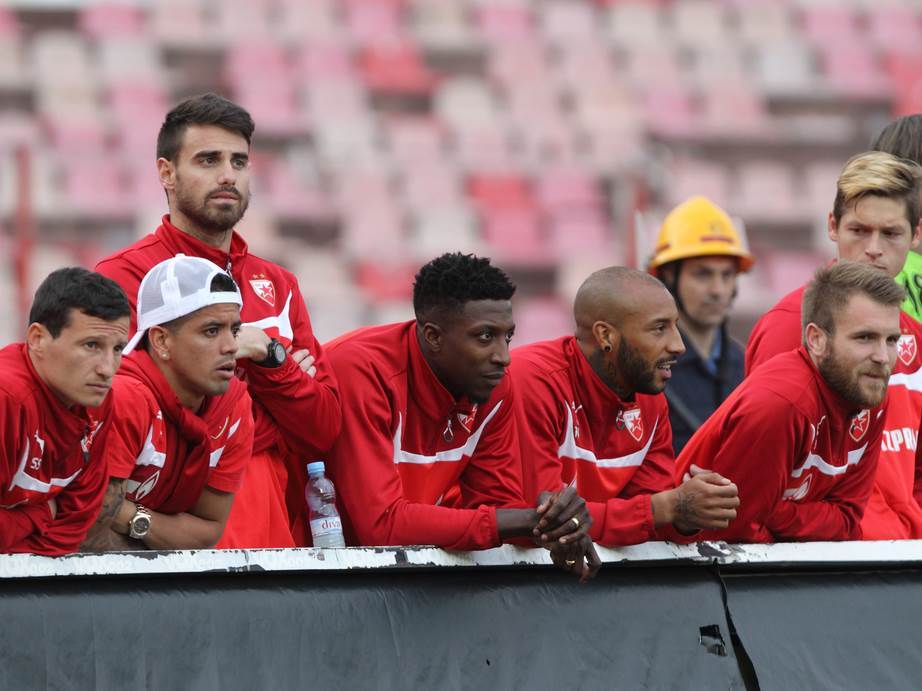  Džošua Parker dve promocije u Čempionšip 