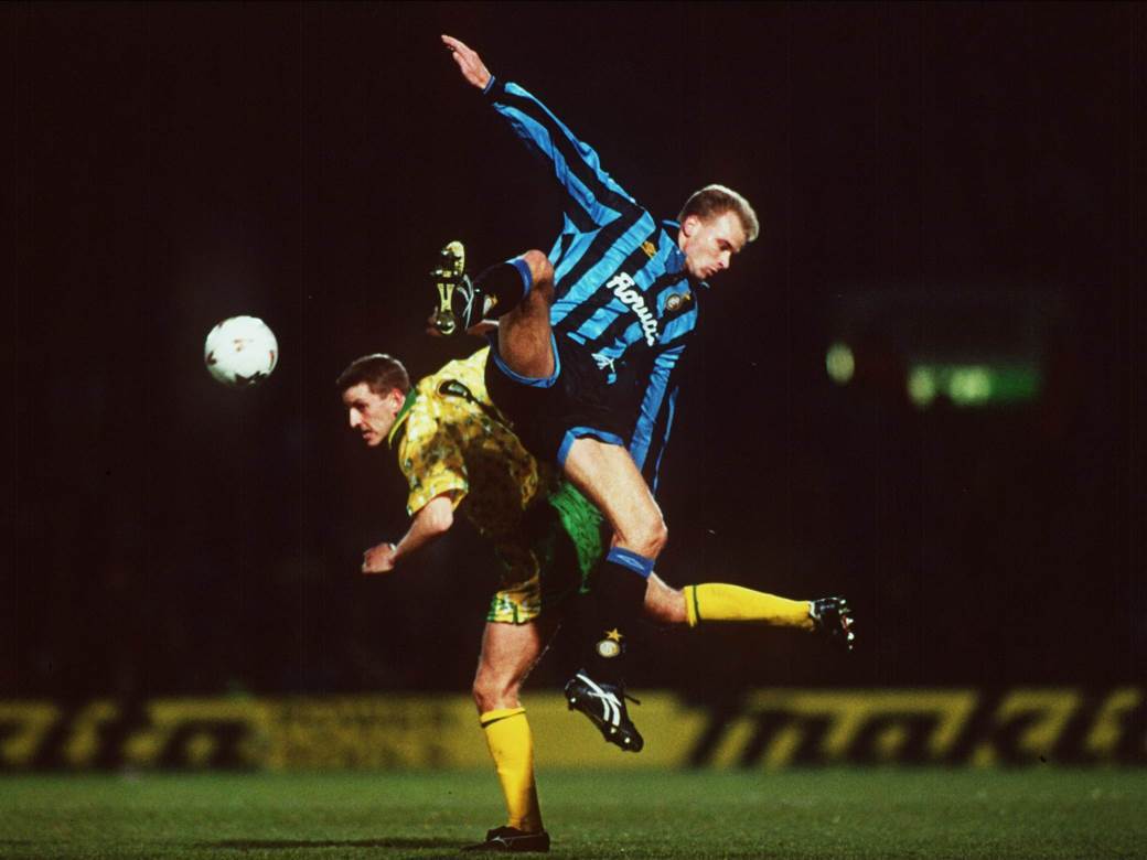  6-promasaja-Serija-A-Premijer-liga-Anri-Berkamp-Ras-Remzi-Hart-Kutinjo-fudbal 