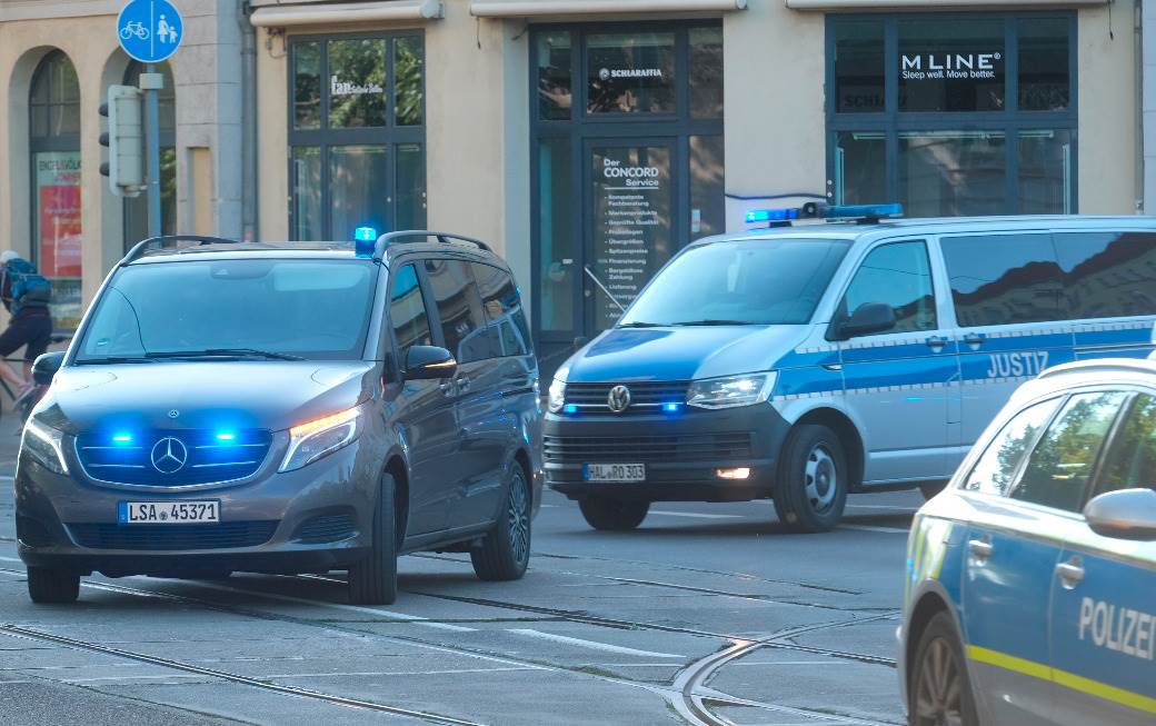  Njemačka: Automobilom se zaletio u ljude, ima mrtvih! 