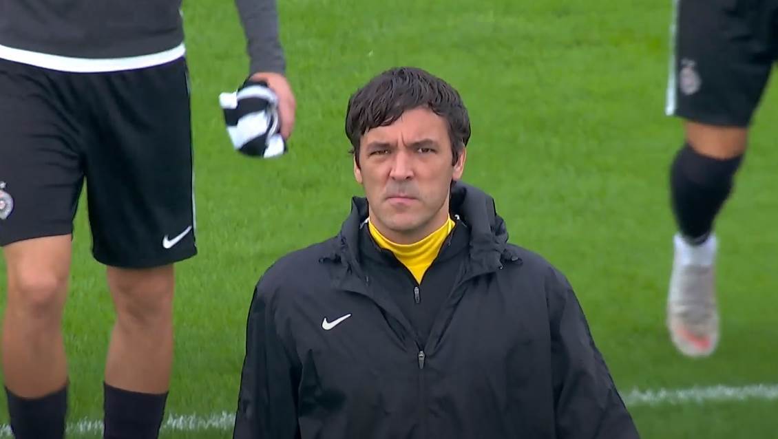  Vladimir-Stojkovic-bio-rezerva-Aleksandar-Popovic-prvi-golman-Partizana-protiv-Proletera 