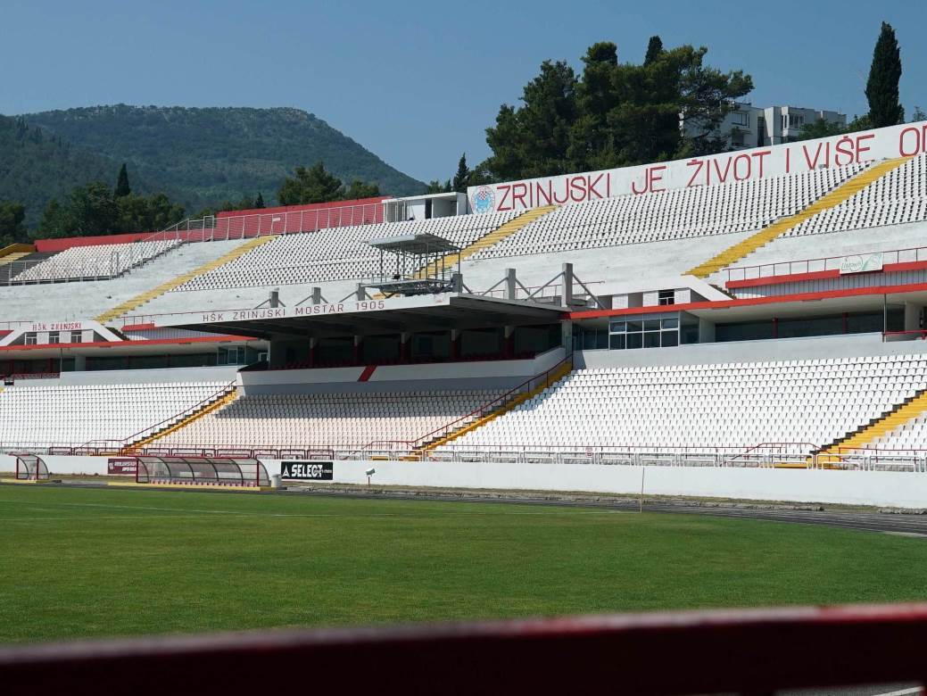  radovi na zamjeni trave stadiona zrinjskog počinju u avgustu  