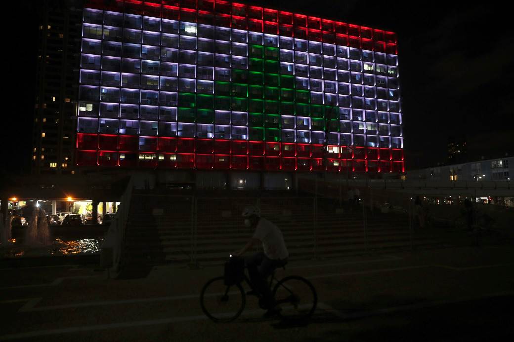  Ovo se rijetko dešava: Libanska zastava zasijala u Tel Avivu 