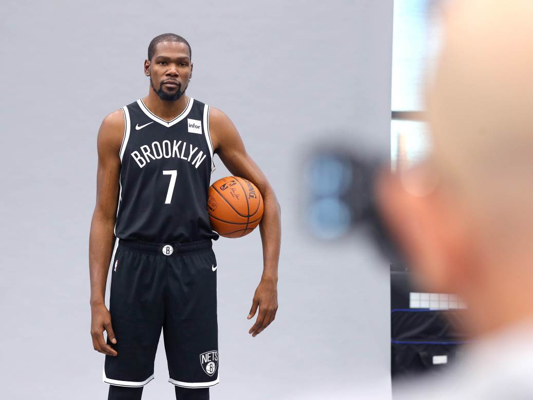  Kevin-Durent-zaradio-milion-dolara-bonusa-zbog-plej-ofa-Bruklin-Netsi-ugovor-plata 