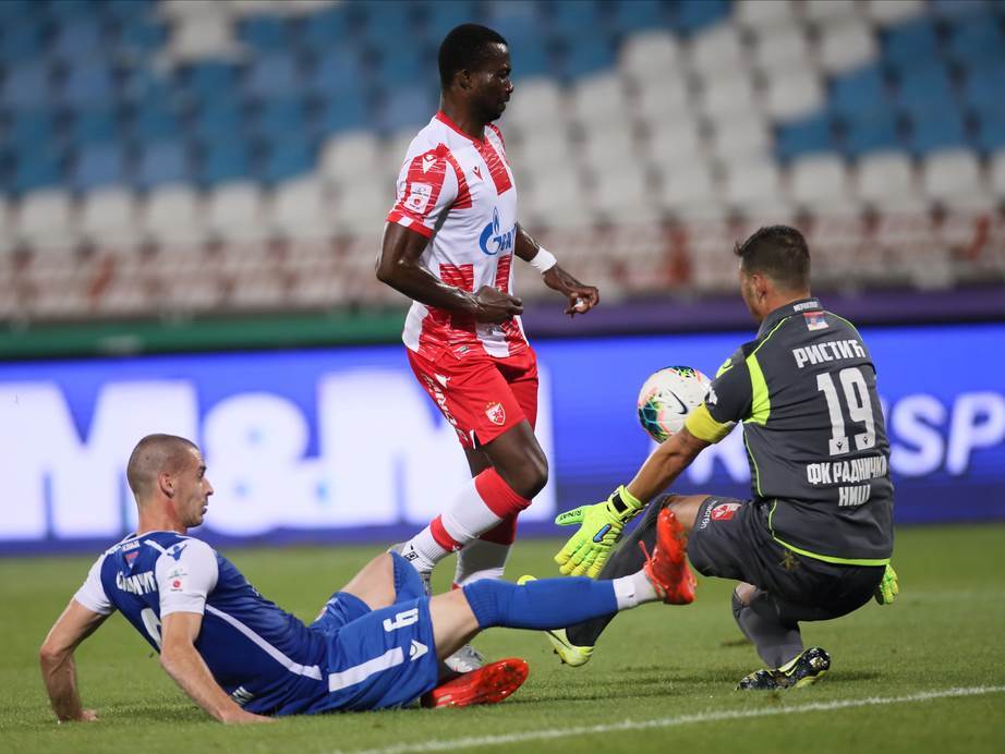  Seku-Sanogo-Crvena-zvezda-nastavak-sezone-kvalifikacije-za-Ligu-sampiona 