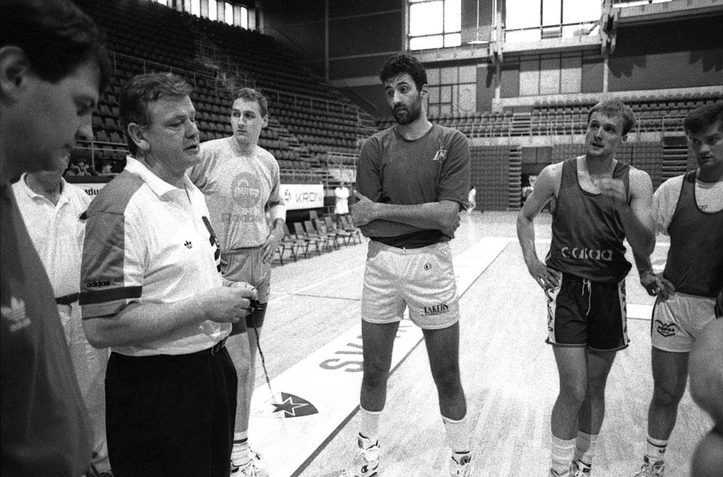 BASKETBALL;YUGOSLAVIA BASKETBALL;YUGOSLAVIA