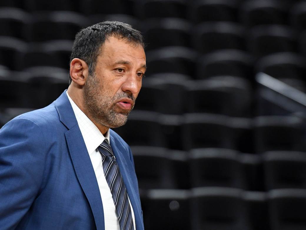  Vlade-Divac-dao-ostavku-otisao-iz-Sakramento-Kingsa 