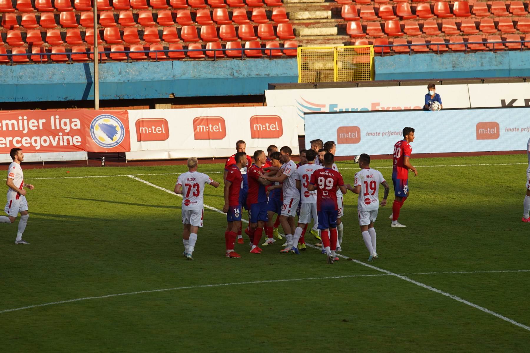 Borac, Zrinjski