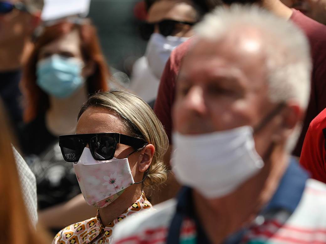  Advokatica iz Sarajeva traži da sud preispita obavezno nošenje maski 