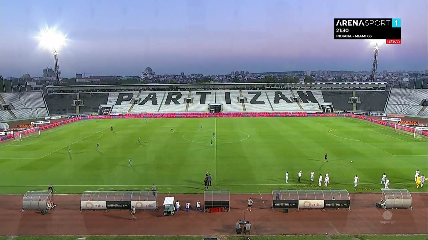  Partizan-Indjija-UZIVO-transparent-u-HUmskoj-sudjenje-FSS-prekid-utakmice-livestream 