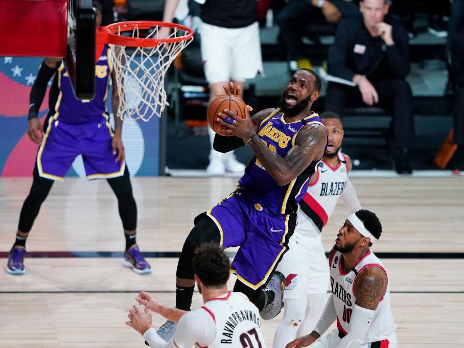  Lebron ''odmijenio'' Dejvisa: Nestvarni Lilard ima ''pomagače'', ali ni to nije dovoljno za Lejkerse! 