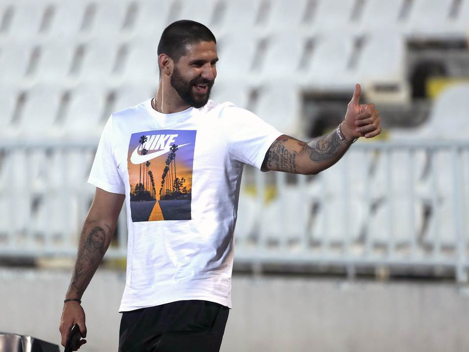  Aleksandar Mitrović na utakmici FK Partizan 