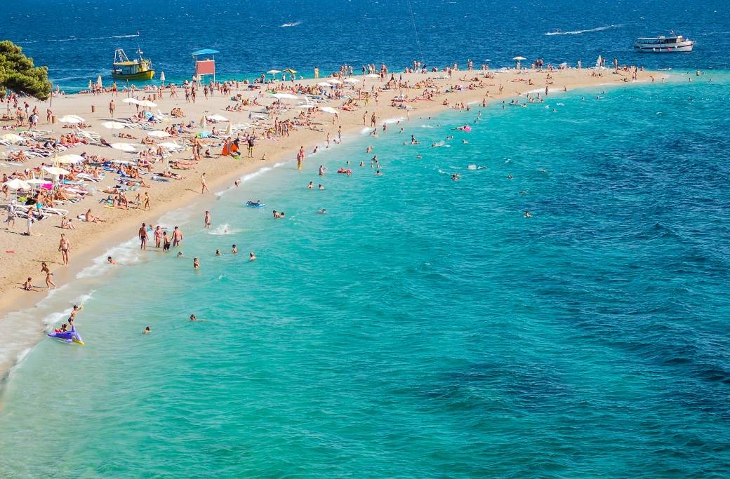  Uhvaćen pedofil na hrvatskom primorju: Italijan (68) snimao golo dete na plaži u Istri! 