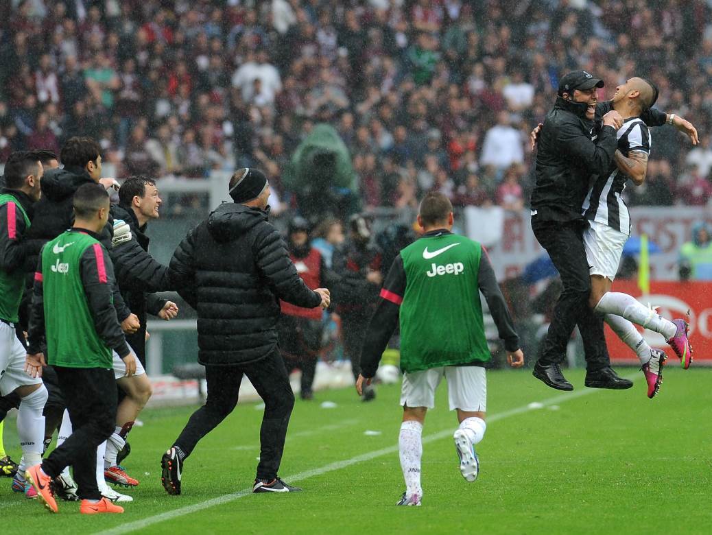  Arturo Vidal iz Barselone ide u Inter 