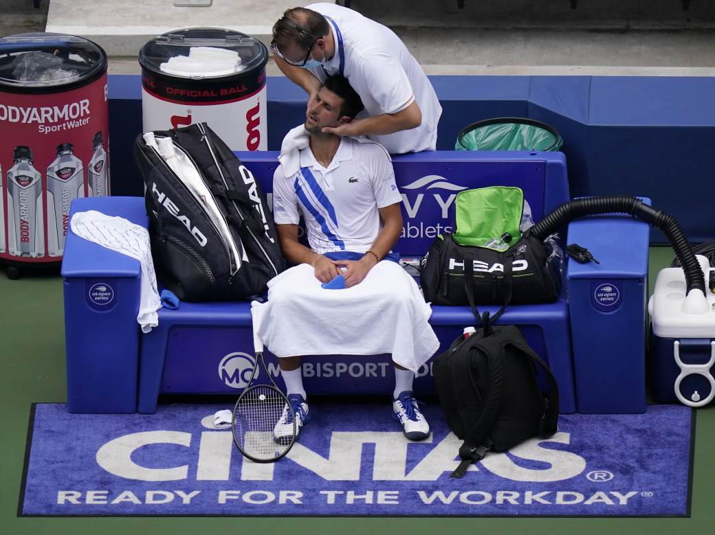  Novak Đoković ima problema sa zdravljem: hoće li se oporaviti do finala Sinsinatija? 
