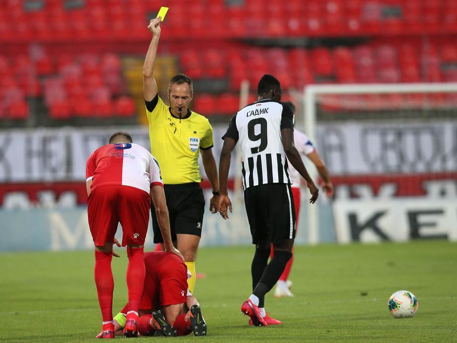  Sudijska analiza derbija Vojvodina - Partizan: Nisu bili penali, jeste bio crveni i bio je faul na S 