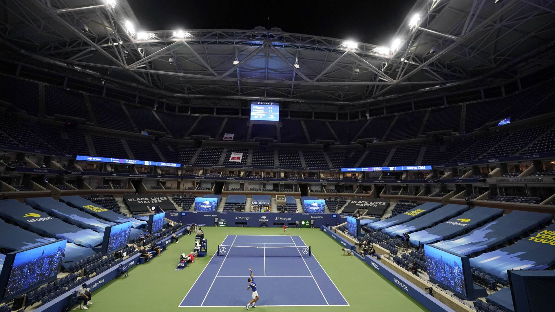  Servis, bekhend, forhend - to je on: Novak izgubio prvi taj-brejk u 2020, ali ne i meč! 