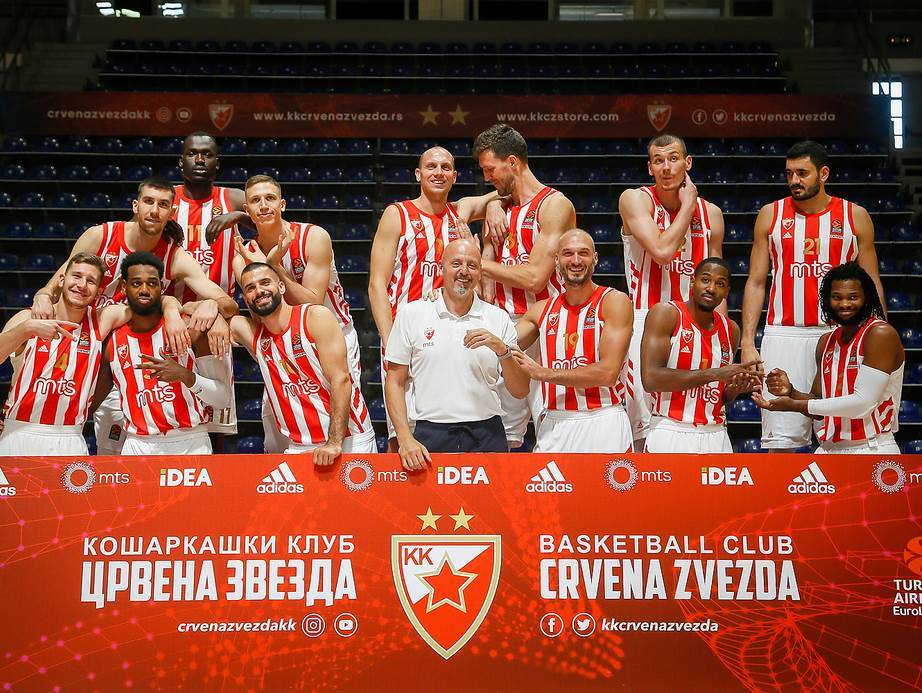  KK-Crvena-zvezda-promocija-ekipe 