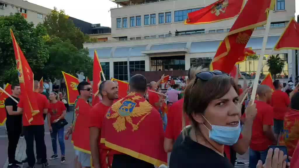  Nove oštre mere od sutra širom Crne Gore: Alarmantna situacija, korona bukti 