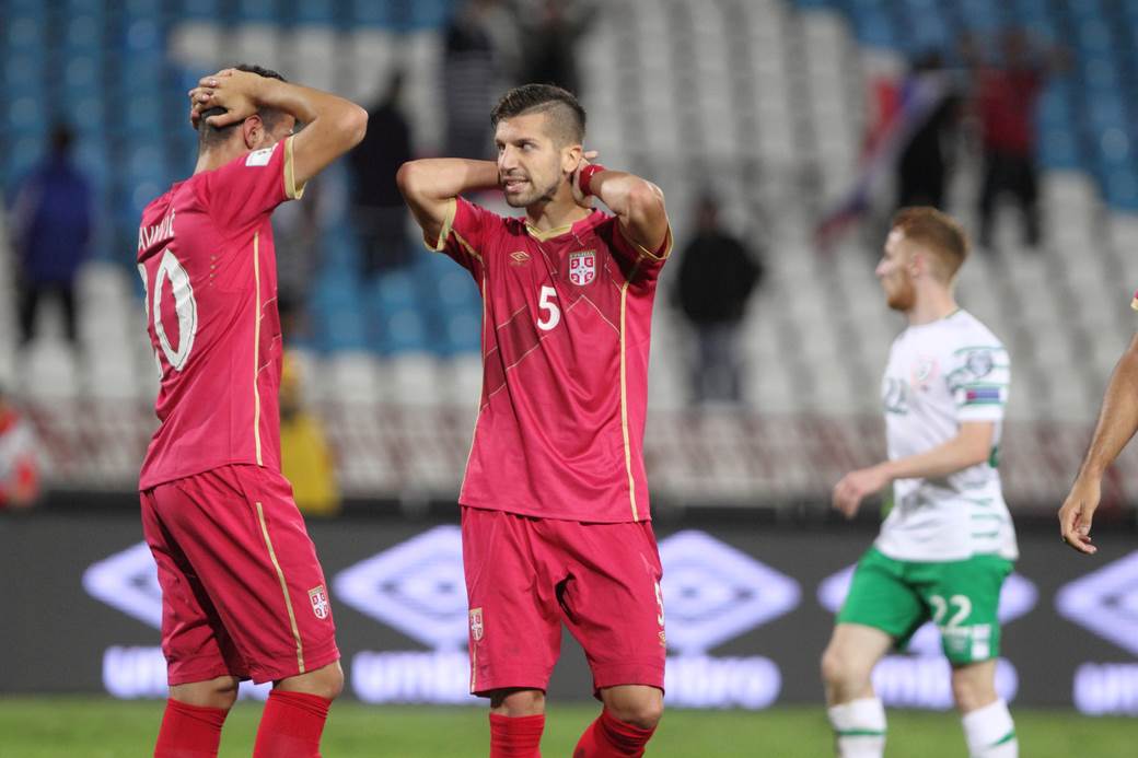  Matija Nastasić dobio jak udarac na utakmici Šalke - Bohum 
